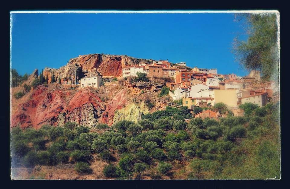 Posada Manolon Santa Cruz de Moya ภายนอก รูปภาพ