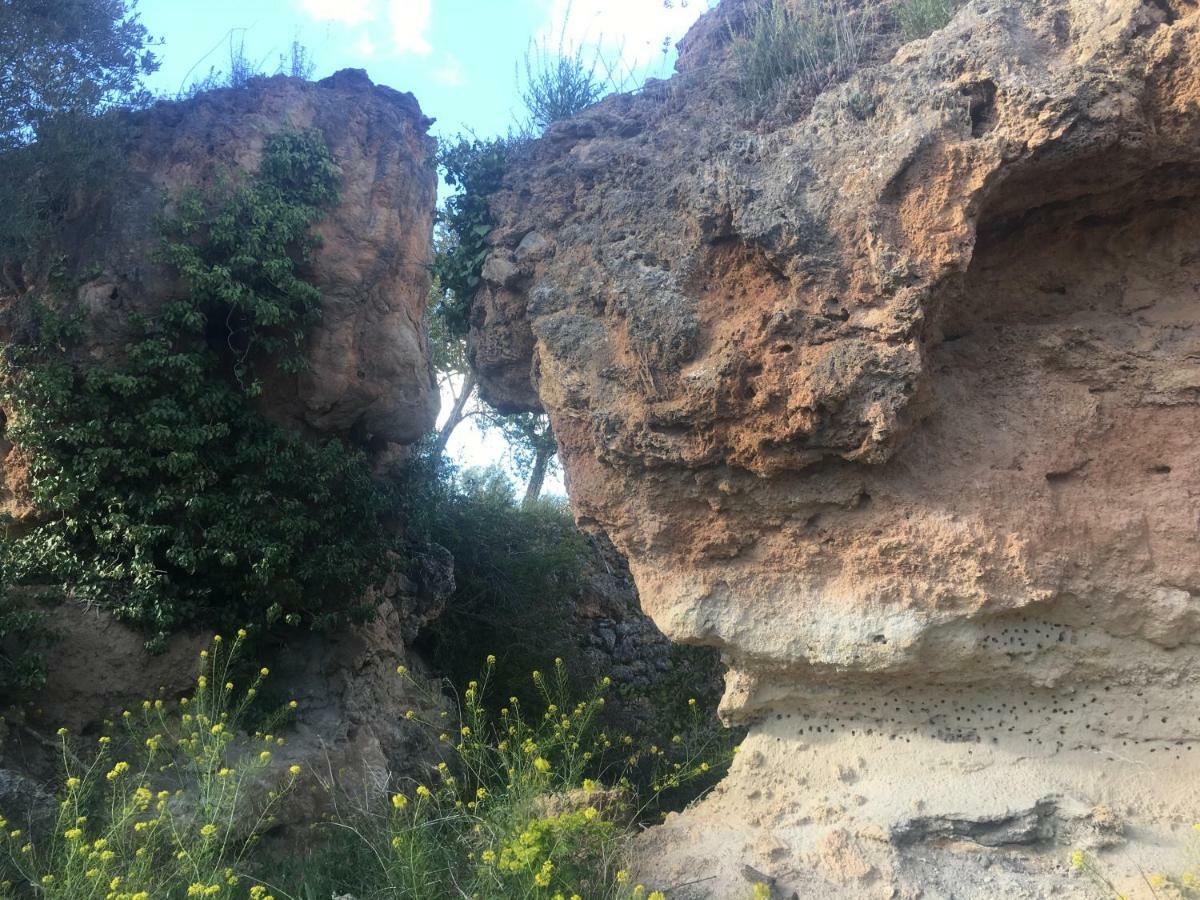 Posada Manolon Santa Cruz de Moya ภายนอก รูปภาพ